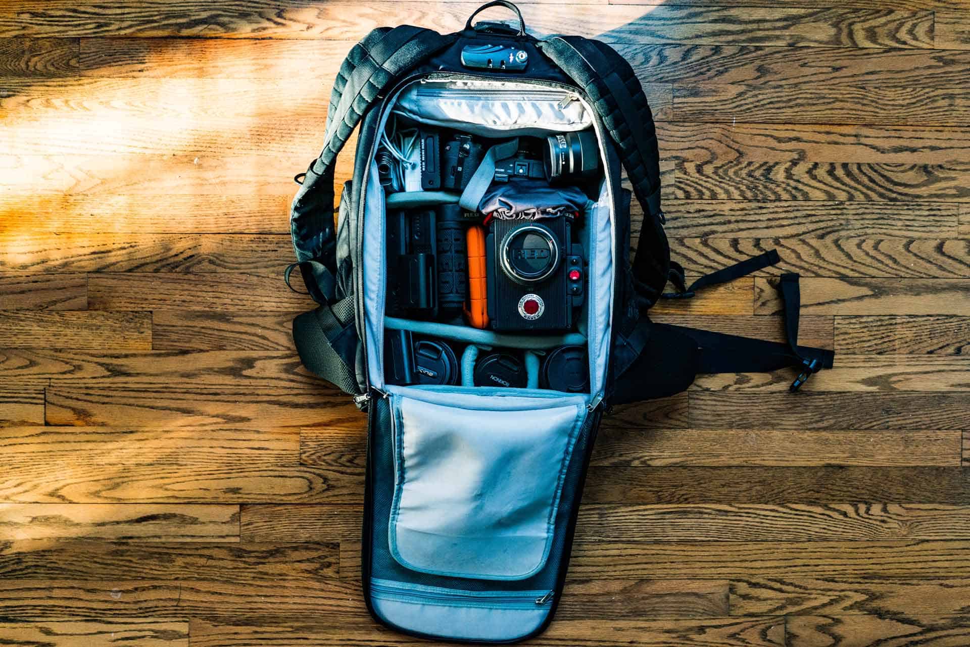 CADEN Waterproof Canvas Digital Camera Shoulder Bag Review